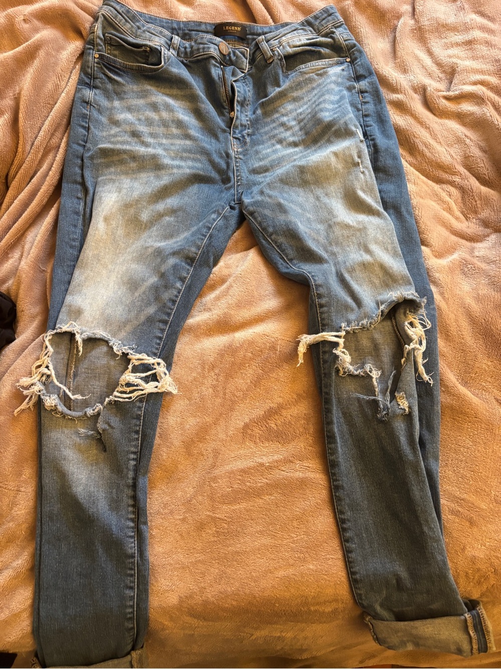 Legends Men’s 34x32 Light Blue Distressed Skinny Jeans
